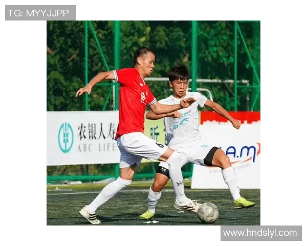 广州足球队在杯赛积分榜上以100分稳居首位展现强劲实力