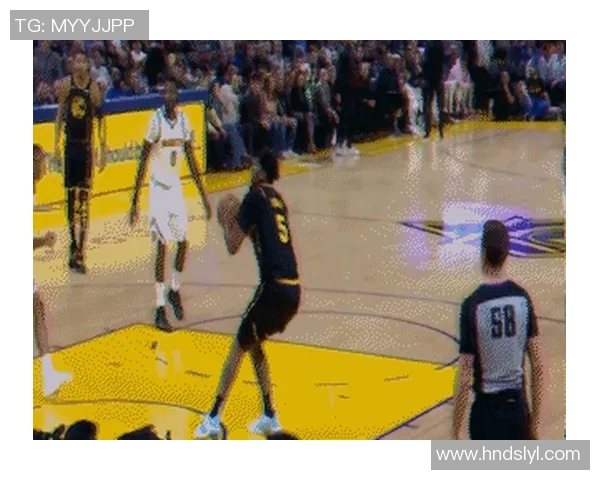 深入分析广州篮球队包夹战术的优势与应用技巧 深入分析广州篮球队包夹战术的优势与应用技巧