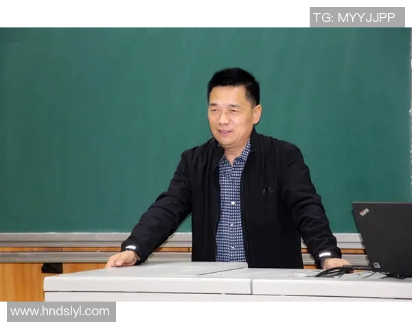 陈强畅谈英雄联盟发展历程与个人成长的心路历程