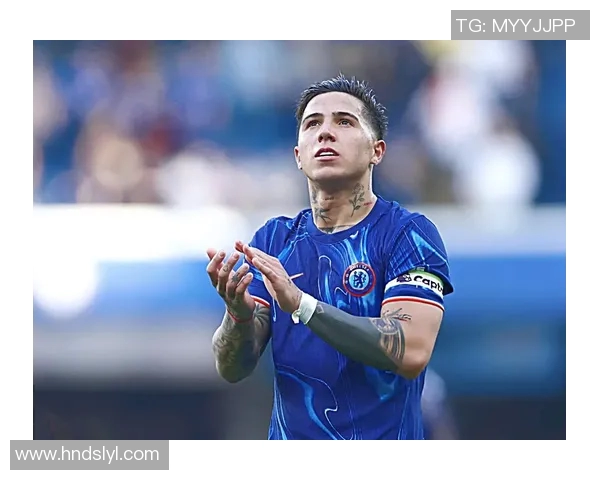 切尔西更衣室风波再起斯特林与恩佐训练场激烈冲突内幕曝光