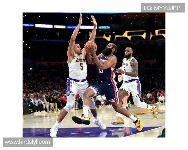 哈登在篮网对阵热火的精彩表现数据分析与比赛回顾