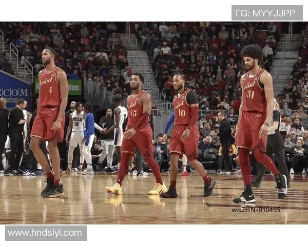 2019年猛龙与开拓者激战回顾：篮球盛宴中的精彩瞬间与战术较量