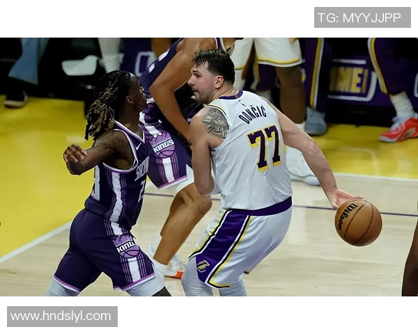 东契奇狂砍73分刷新现役最高分纪录独行侠成功终结太阳队11连胜之旅