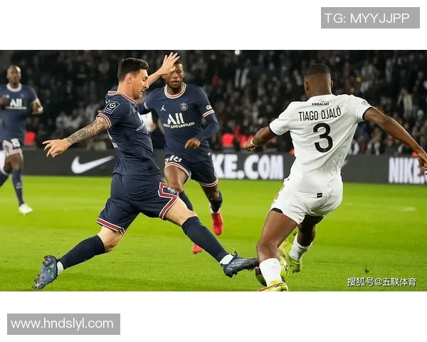 巴黎圣日耳曼迎战阿雅克肖争夺法甲积分榜重要胜利