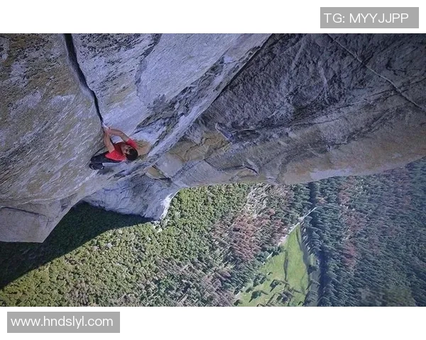 李秀英的攀岩人生:从初学者到顶尖选手的心路历程与挑战 李秀英的攀岩人生:从初学者到顶尖选手的心路历程与挑战