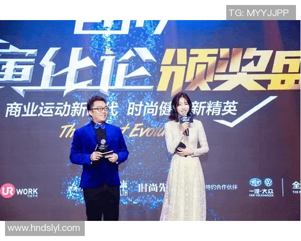 深度对话：周丽如何在和平精英中找到自我与成长的旅程